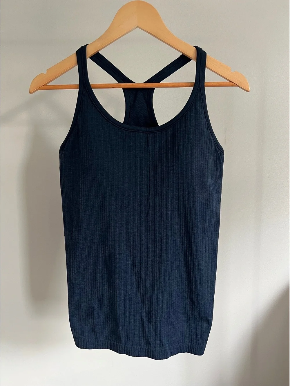 Lululemon Ribbed Racerback Tank Top Built-In Bra Navy Blue Size 10